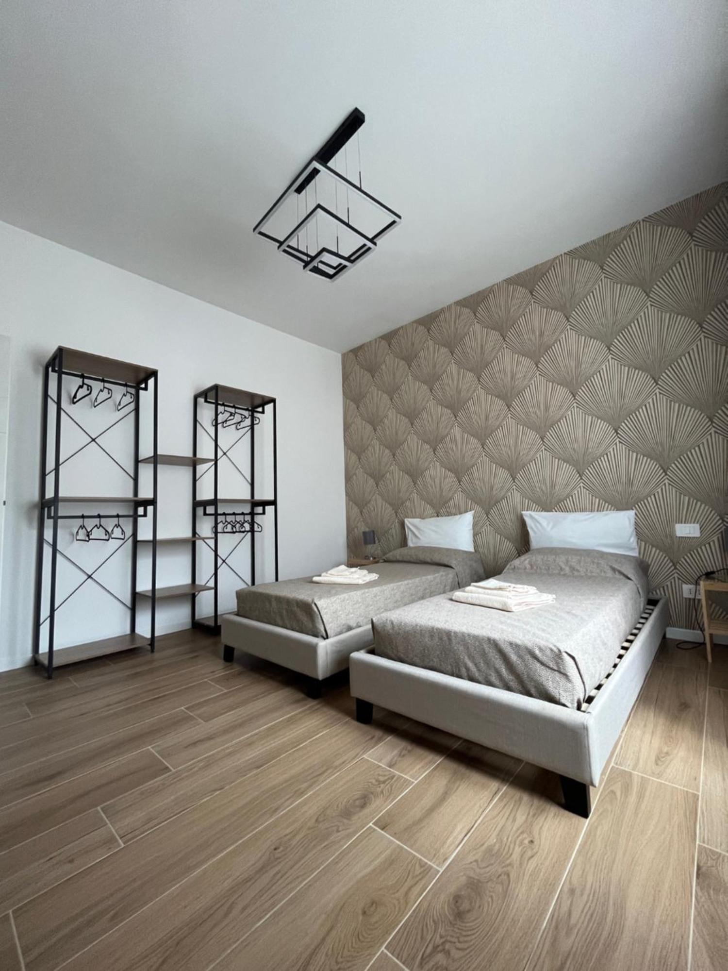 Pollyhouse Apartment Rom